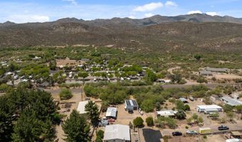 18995 E Saguaro Dr, Black Canyon City, AZ 85324