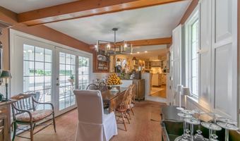 92 Forest Rd, Agawam, MA 01001