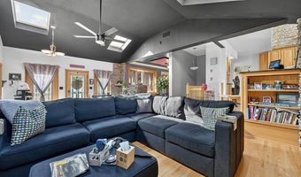 16244 Philomene Blvd, Allen Park, MI 48101