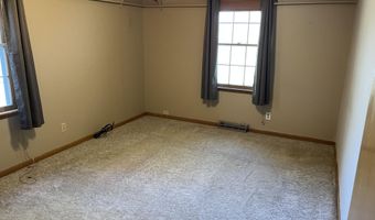 1220 Tyler St, Aurora, MO 65605