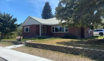 220 N 9th St, Challis, ID 83226
