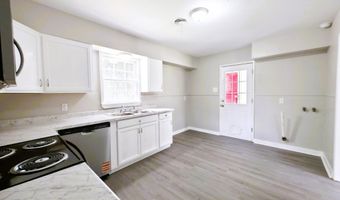 1703 State St, Biloxi, MS 39531