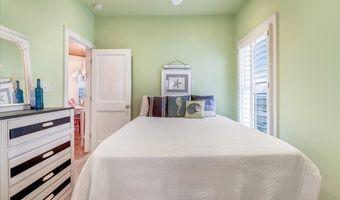 203 E Terminal Blvd, Atlantic Beach, NC 28512