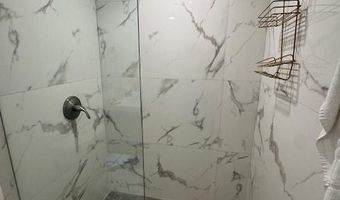 20335 W Country Club Dr 910, Aventura, FL 33180
