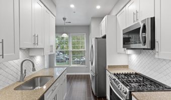 5947 FOUNDERS HILL Dr 201, Alexandria, VA 22310