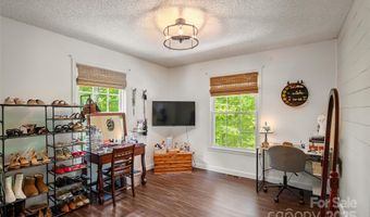 477 Panther Branch Rd, Alexander, NC 28701