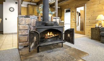 2930 Kenshaw Way, Arnold, CA 95223