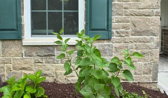 2856 RIDINGTON Rd, Ann Arbor, MI 48105
