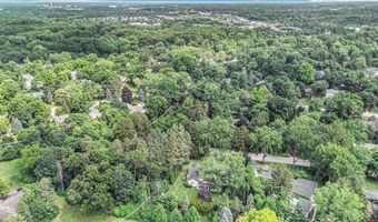 2659 Bedford Rd, Ann Arbor, MI 48104