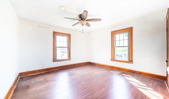 1801 Lee Center Rd, Amboy, IL 61310