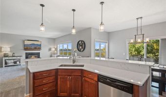 6877 Lasalle Cir NE, Albertville, MN 55301