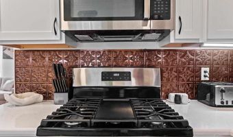 507 E Pine St, Atmore, AL 36502