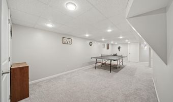 2943 Lee Marie Dr, Adrian, MI 49221