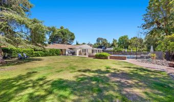 10933 Sunray Pl, La Mesa, CA 91941