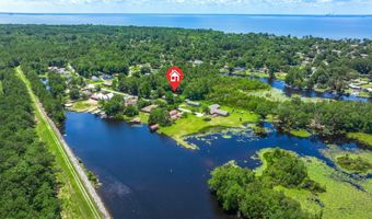 215 Hines Dr, Bonneau, SC 29431