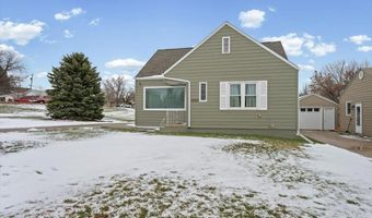1020 Perkins St, Belle Fourche, SD 57717