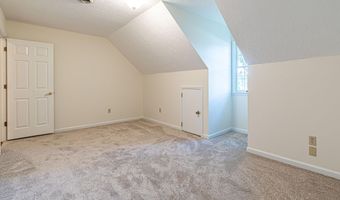 20010 Oakwood Dr, Abingdon, VA 24211