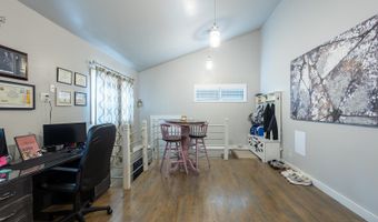 126 N 3rd St, Arkansas City, KS 67005