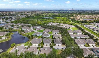 215 OCEANIA Ct, Apollo Beach, FL 33572