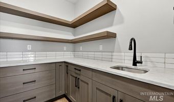 18052 Andorra Ln, Caldwell, ID 83607