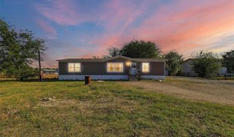 8800 Dons Ct, Alvarado, TX 76009