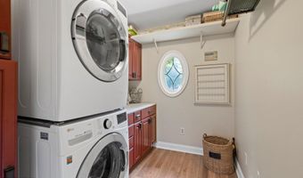 13 Colton Ct, Bayville, NJ 08721