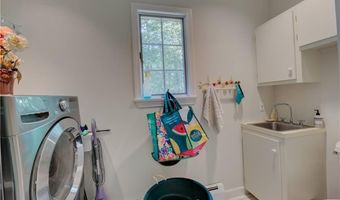 137 Signal Ridge Way, East Greenwich, RI 02818