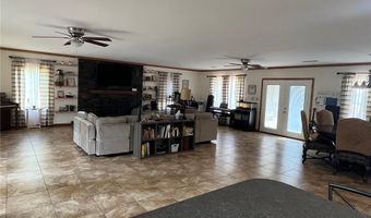 806 SE Avenue 8 Ave, Atkins, AR 72823