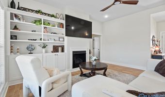 15 Swanee Dr, Albertville, AL 35950