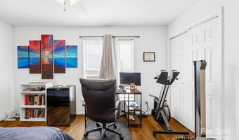3721 Picasso Ct, Charlotte, NC 28205