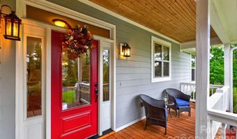 14 Wood Path Ln, Arden, NC 28704