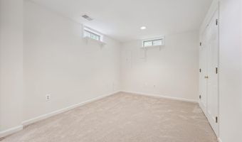 8201 HECTIC HILL Ln, Rockville, MD 20854