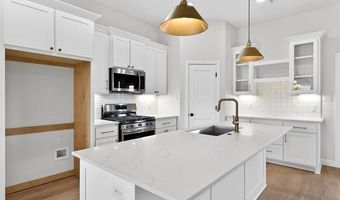 1100 Partridge Pl, Barling, AR 72923
