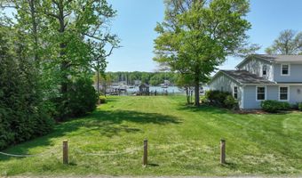 48 E LAKE Dr, Annapolis, MD 21403