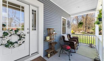 40 Lloyd Bowen Ct, Glocester, RI 02814