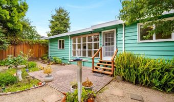 243 North Ave, Aptos, CA 95003