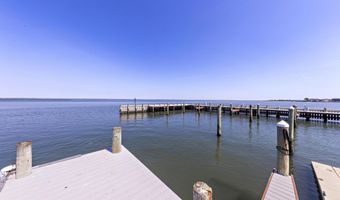 420 Eighth St 3N, Beach Haven, NJ 08008