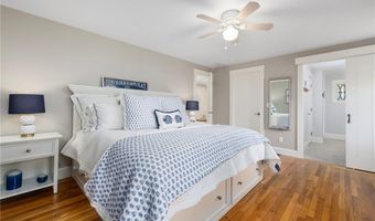 129 RUGGLES Ave, Newport, RI 02840