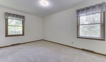 6843 Glacier Dr, Indianapolis, IN 46217