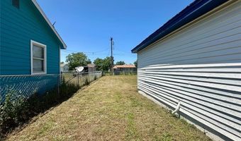 1137 E Chestnut St, Altus, OK 73521
