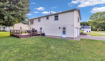 12485 N Lawn Ct, Alden, NY 14004