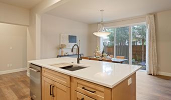 1553 NW Lewis St, Bend, OR 97703