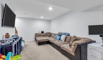 18 Foxmoor Ln, Bayville, NJ 08721