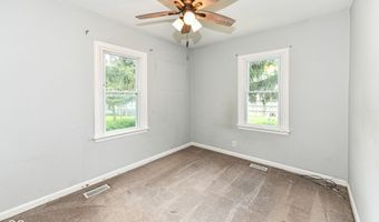 114 South St, Southport, IN 46227