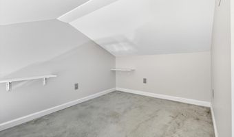 210 Coolidge Ave Ave, Absecon, NJ 08201