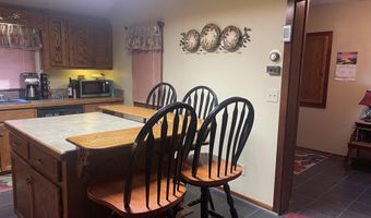 7042 Oak St, Bonners Ferry, ID 83805