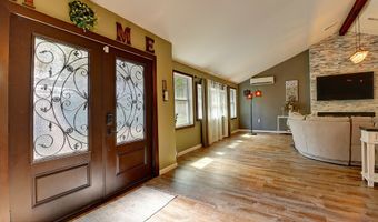 103 Malory Ct, Blakeslee, PA 18610