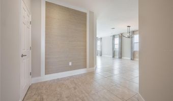 7212 PARADISO Dr, Apollo Beach, FL 33572