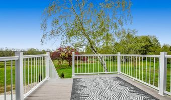 4696 Capitol View Rd, Middleton, WI 53562