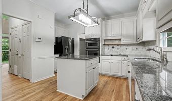 10785 Tuxford Dr, Alpharetta, GA 30022